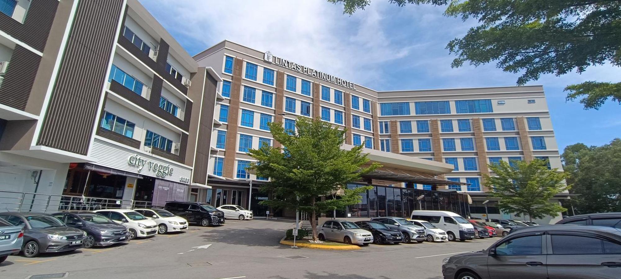 Lintas Platinum Hotel Kota Kinabalu Dış mekan fotoğraf