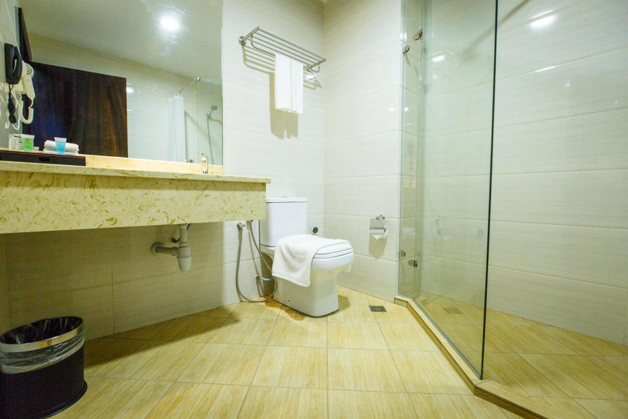 Lintas Platinum Hotel Kota Kinabalu Dış mekan fotoğraf
