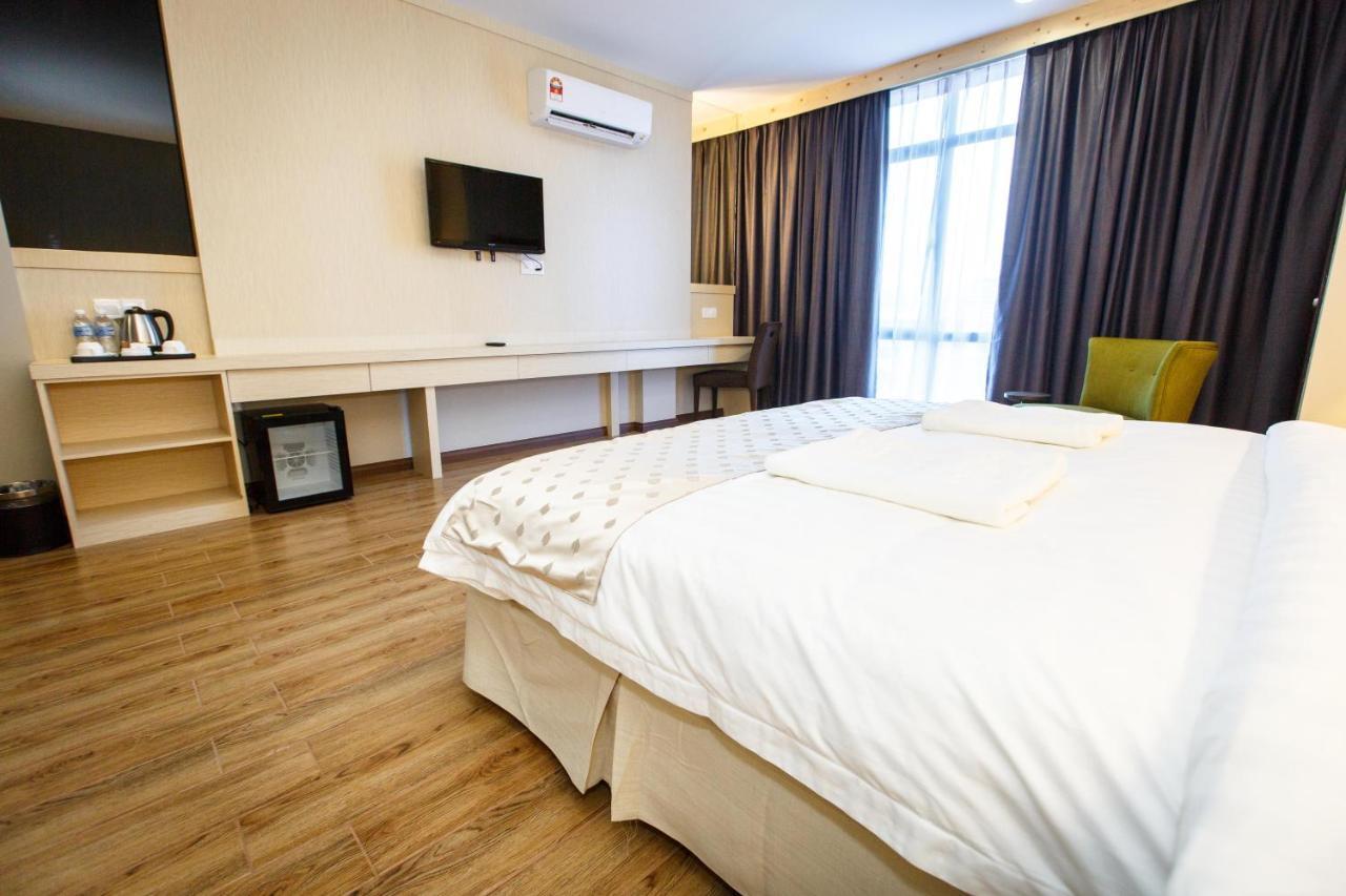 Lintas Platinum Hotel Kota Kinabalu Dış mekan fotoğraf